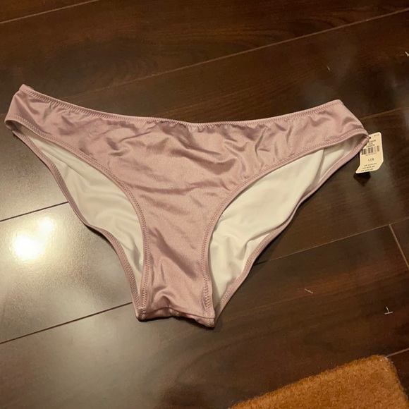 Cheeky Bikini bottom - Picture 1 of 4